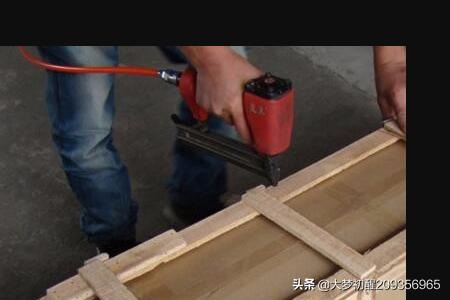货运打包木架邮寄东西怎么打木架？