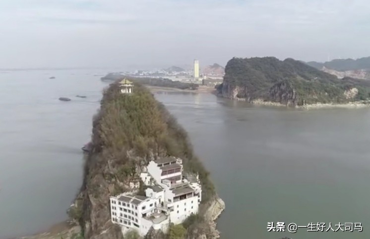 宿松货运船吴字组成词语怎么组怎么造句子？