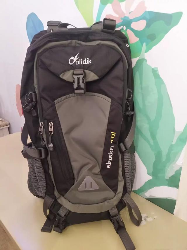 拉萨短途货运去西藏旅游，如果到了当地再报短途旅行团是否划算?纳木错一日游得多少钱？