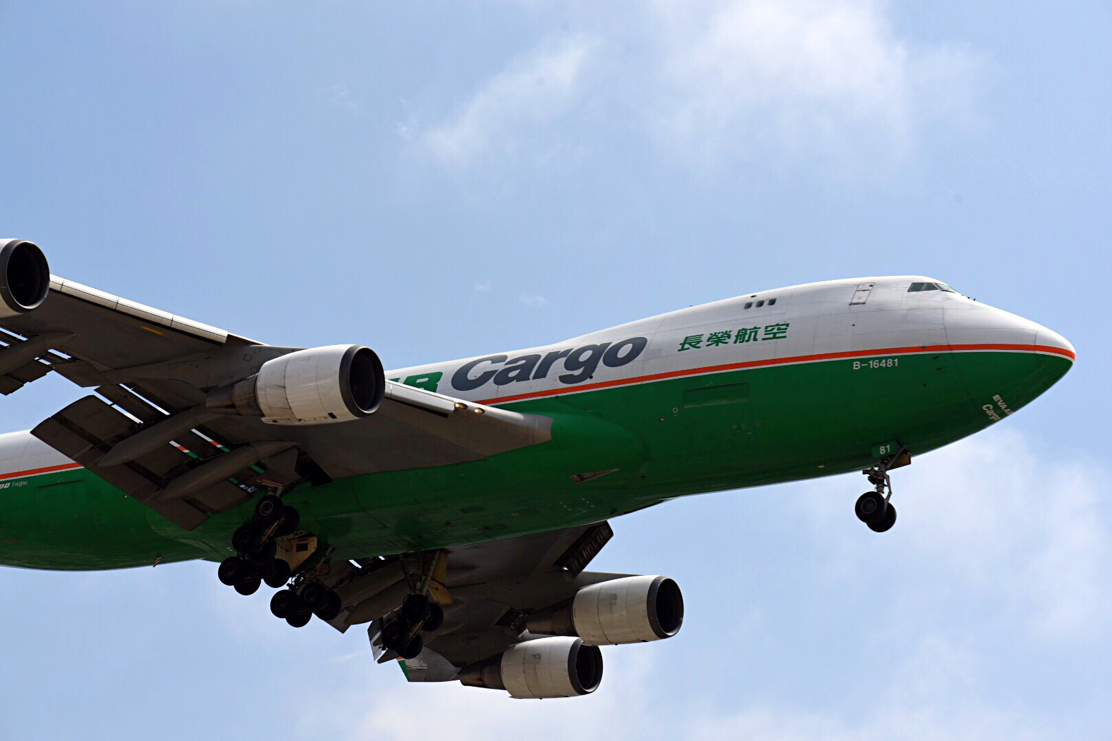 波音货运机型波音737货机可以装多少吨货？