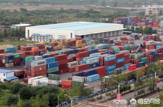 宜昌货运吧宜昌市鸦鹊岭修火车货运场吗？