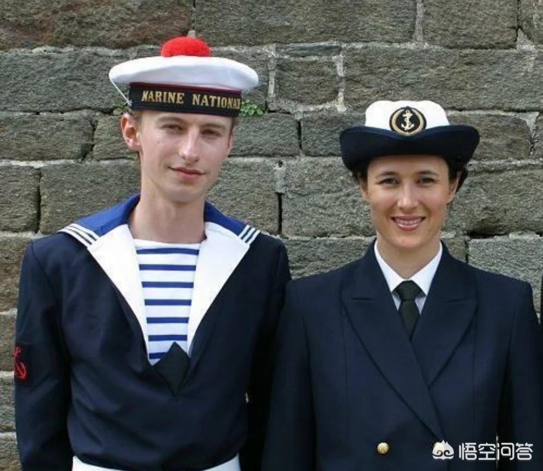 内地货运船员国内船员上船拿什么证书？