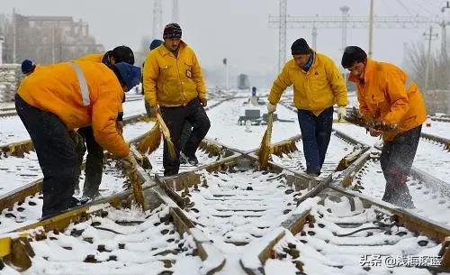 货运铁路工资铁路运输工作的工资和待遇怎么样？
