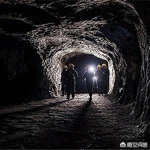 宜宾平安货运宜宾煤矿透水事故失联人员家属：不敢多想，只盼平安归来, 你怎么看？