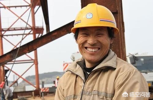 货运消费生活面对城里的高消费、高房租，住在农村的人为什么每年还要进城里打工？